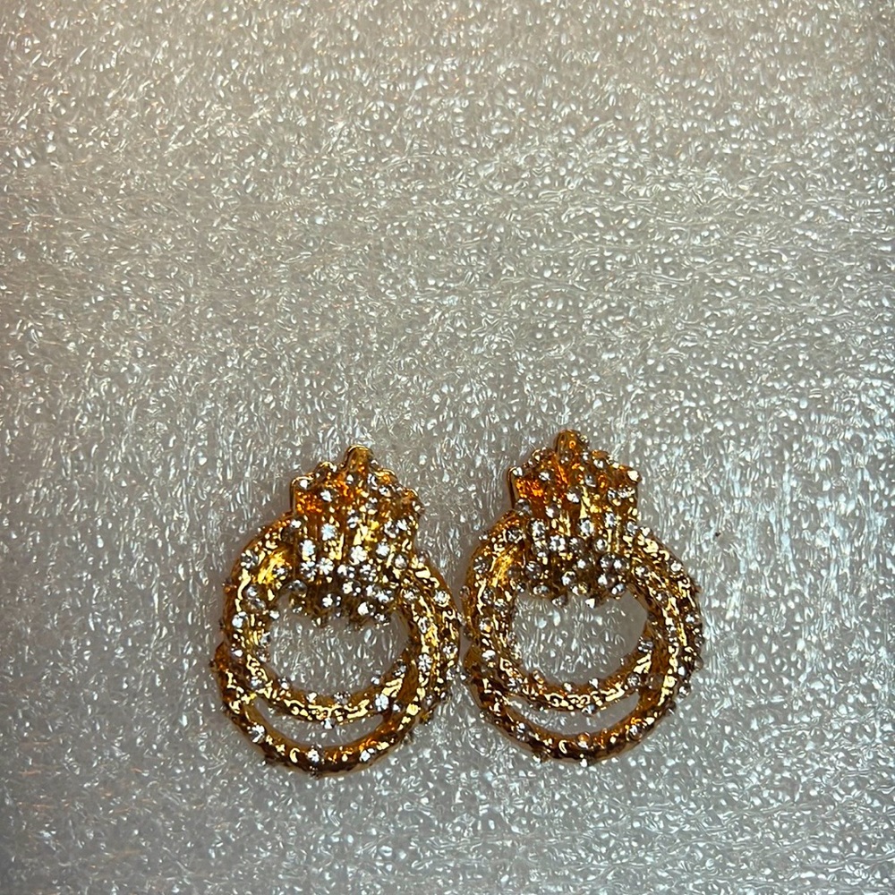 Gold Dangle Drop Earrings